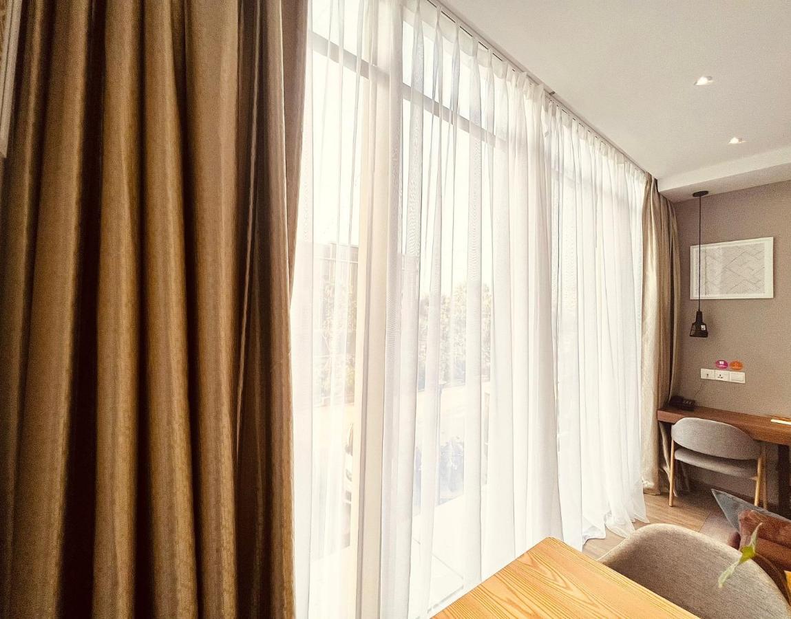 Oxy 1-01 At Shop House Meisterstadt Pollux Habibie Aparthotel Batam